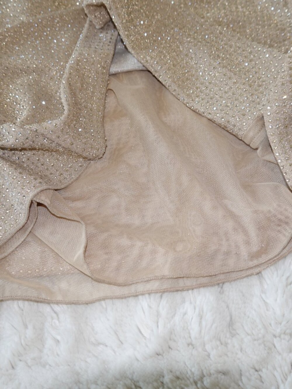 Oh Polly Gold Mini Dress Open Lower Back - Picture 2 of 6